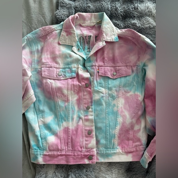 Levi’s Trans 🏳️‍⚧️ Tie-Dye Denim Jacket - Use Your Voice Pride Month 🏳️‍🌈 - Picture 3 of 10